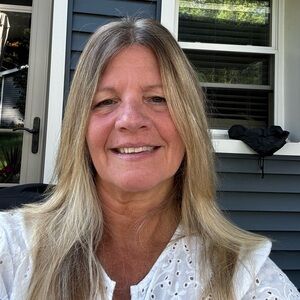 Meet your Posher, Posh